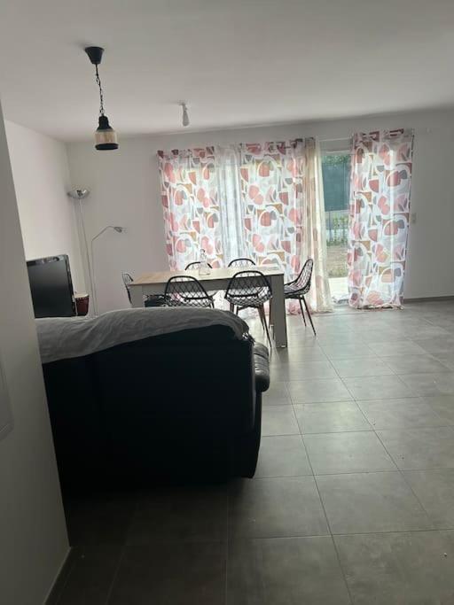 Appartement T3 Rez De Jardin Lucciana  Bagian luar foto